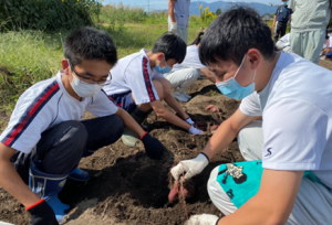 【３年農業環境科】サツマイモで中学生と交流