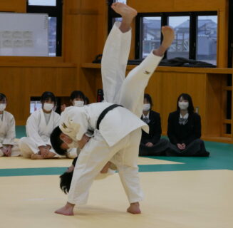 令和四年度　寒稽古・納会・ダンス発表会　