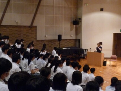 1学年　全学科　【性に関する講演会】