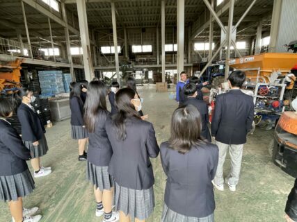 【農業環境科】チューリップの学習に行ってきました